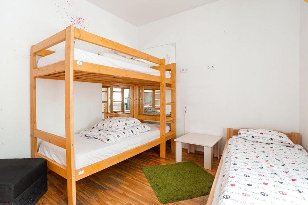 Pogo Hostel ヴィリニュス エクステリア 写真